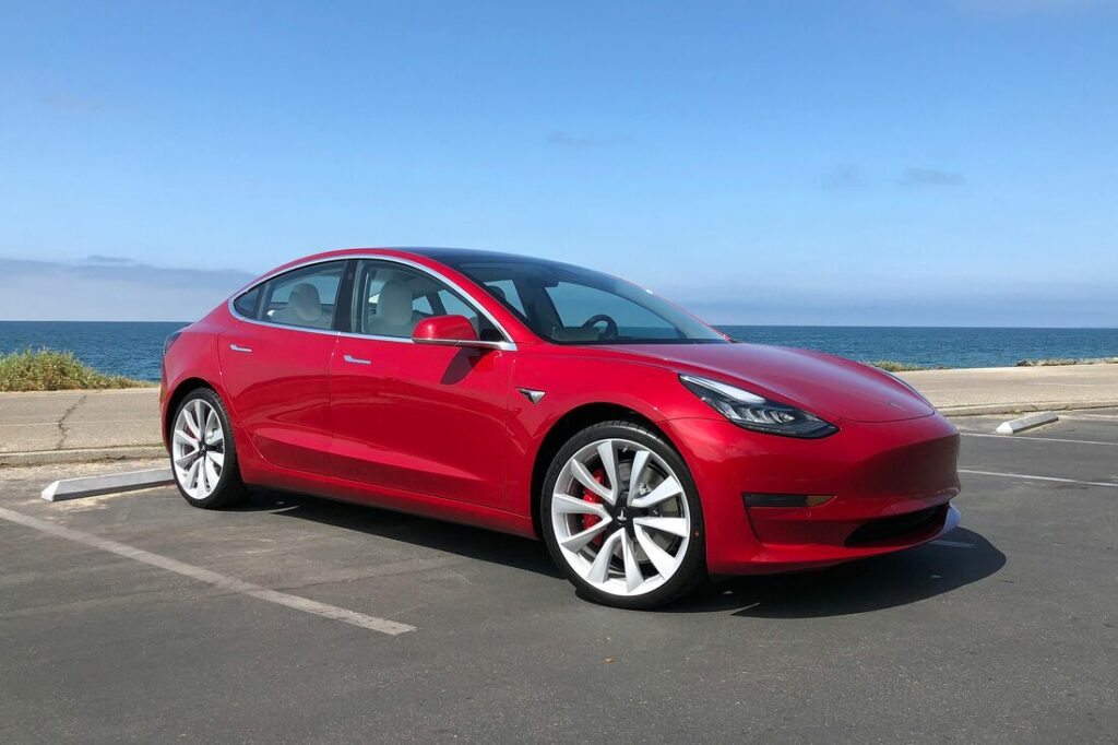 Tesla Model 3 Électrique